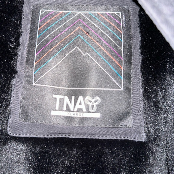 TNA Parka - Picture 5 of 6